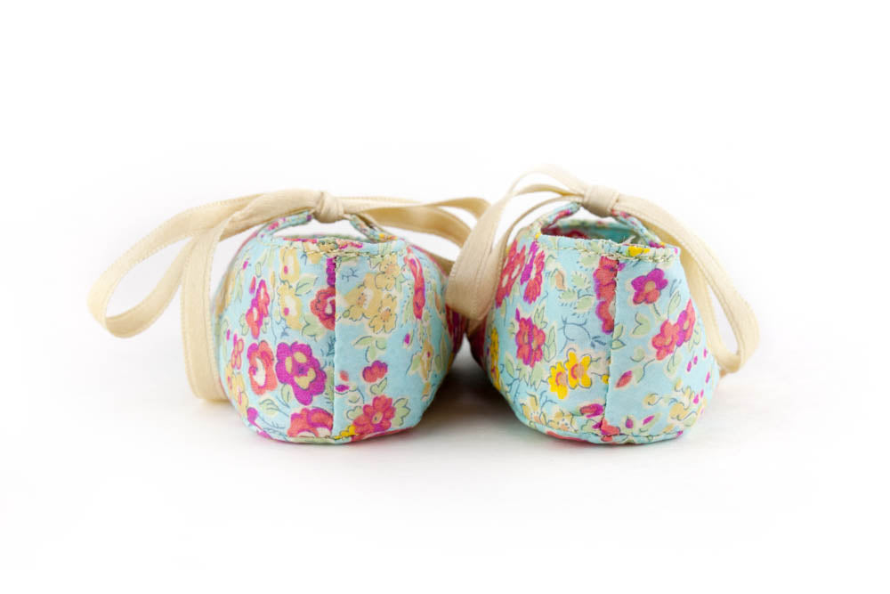 Little Royals Booties - Liberty Printemps (spring)